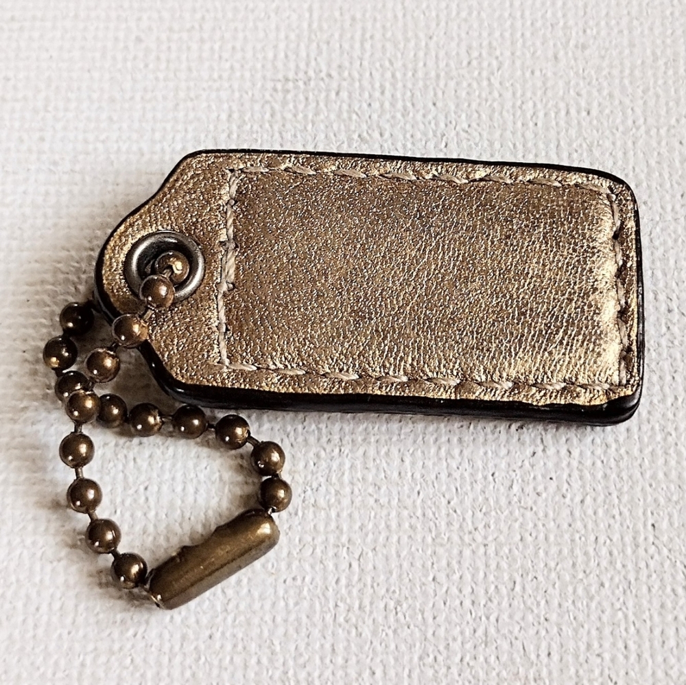 😍 1.5" Mini Y2K Coach Metallic Gold Leather Hang Tag Bag Fob Charm Keychain - Picture 3 of 4